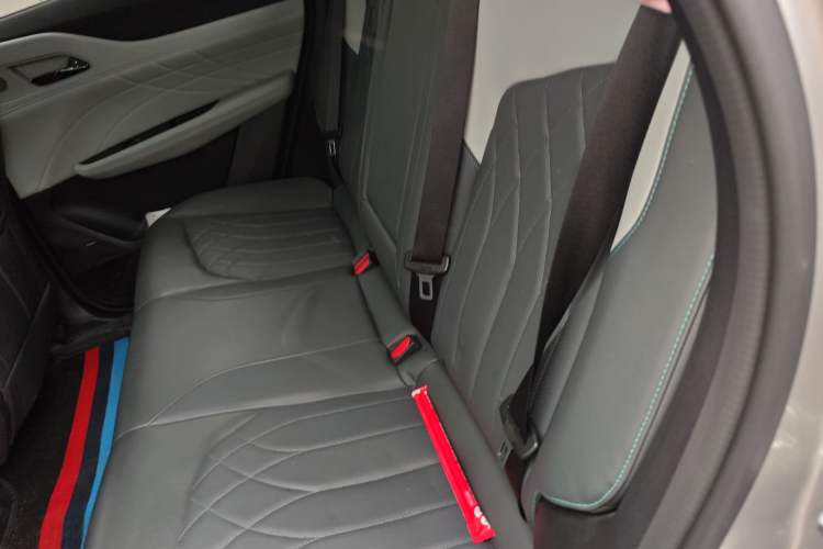 Used CHANGAN UNI-Z New Energy 2024 Blue Whale Smart Electric iDD 125km Excellence Model Left Rear Seat