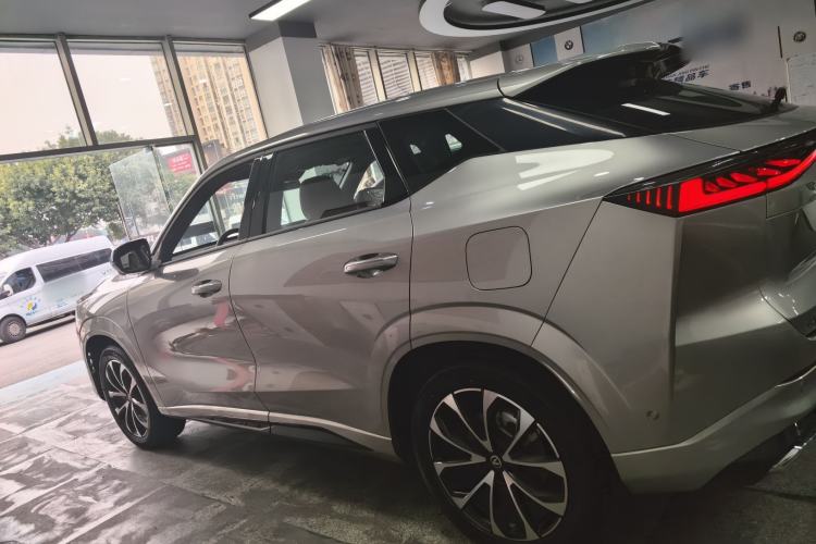 Used CHANGAN UNI-Z New Energy 2024 Blue Whale Smart Electric iDD 125km Excellence Model Left Side