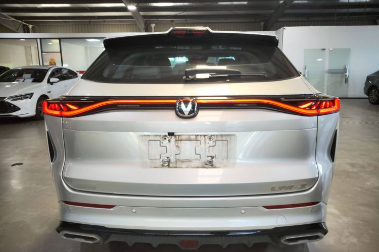 Used CHANGAN UNI-Z New Energy 2024 Blue Whale Smart Electric iDD 125km Excellence Model Rear