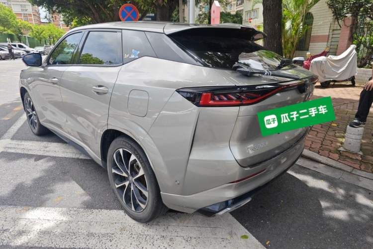 Used CHANGAN UNI-Z New Energy 2024 Blue Whale Smart Electric iDD 125km Excellence Model Rear Left 45 Deg