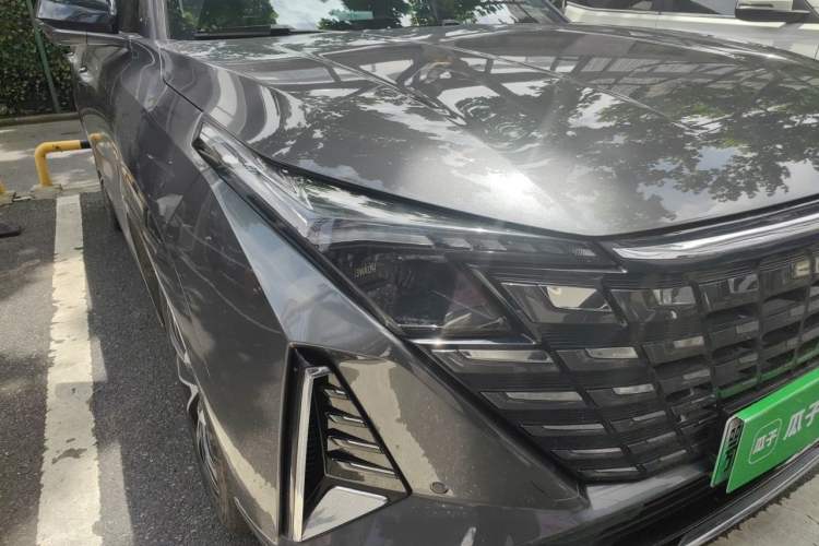 Used CHANGAN UNI-Z New Energy 2024 Blue Whale Smart Electric iDD 125km Beyond Edition Right Front Headlight