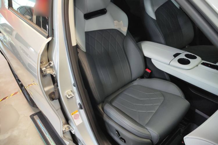 Used CHANGAN UNI-Z New Energy 2024 Blue Whale Smart Electric iDD 125km Excellence Model Right Front Seat