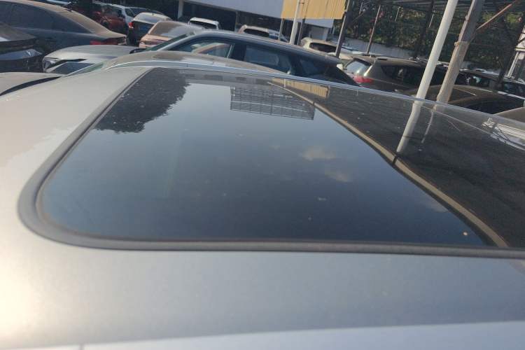 Used CHANGAN UNI-Z New Energy 2024 Blue Whale Smart Electric iDD 125km Leading Model Roof