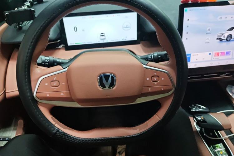 Used CHANGAN UNI-Z New Energy 2024 Blue Whale Smart Electric iDD 125km Excellence Model Steering Wheel
