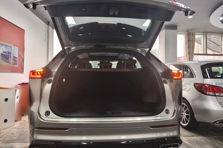 Used CHANGAN UNI-Z New Energy 2024 Blue Whale Smart Electric iDD 125km Excellence Model Trunk