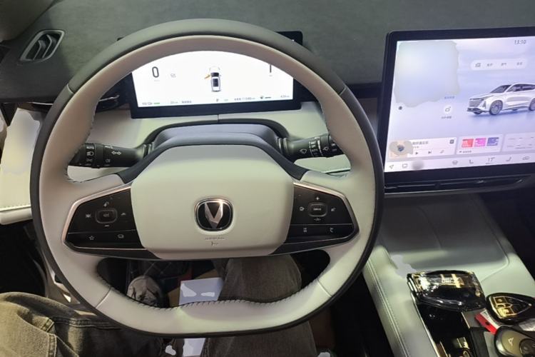 Used CHANGAN UNI-Z New Energy 2024 Blue Whale Smart Electric iDD 125km Beyond Edition Center Console
