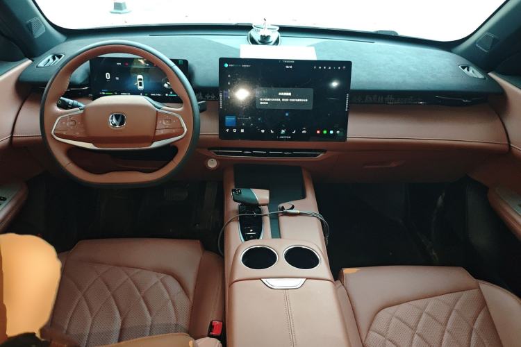 Used CHANGAN UNI-Z New Energy 2024 Blue Whale Smart Electric iDD 125km Excellence Model Center Console
