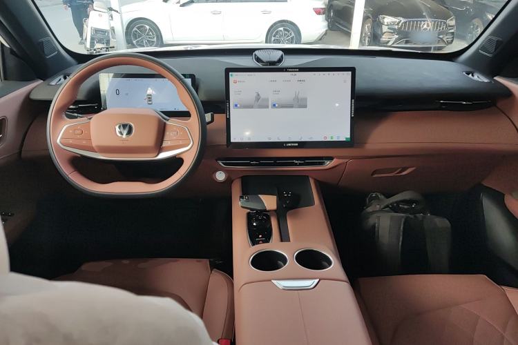 Used CHANGAN UNI-Z New Energy 2024 Blue Whale Smart Electric iDD 125km Beyond Edition Center Console
