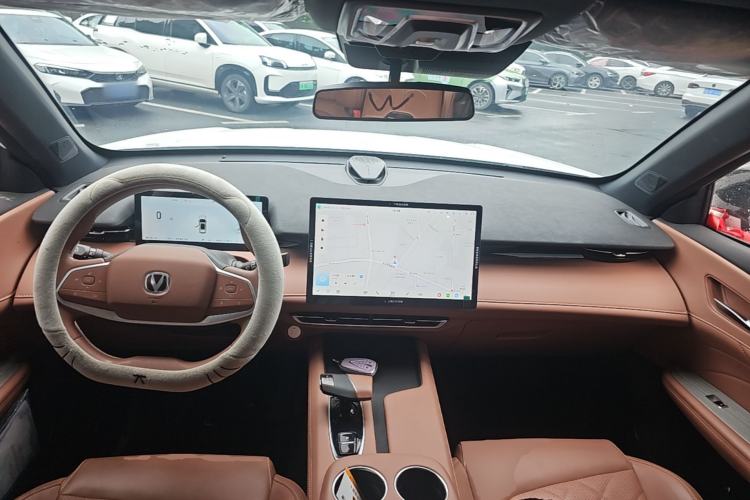 Used CHANGAN UNI-Z New Energy 2024 Blue Whale Smart Electric iDD 125km Beyond Edition Center Console