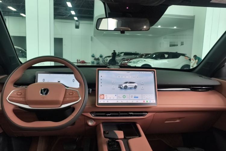 Used CHANGAN UNI-Z New Energy 2024 Blue Whale Smart Electric iDD 125km Beyond Edition Center Console