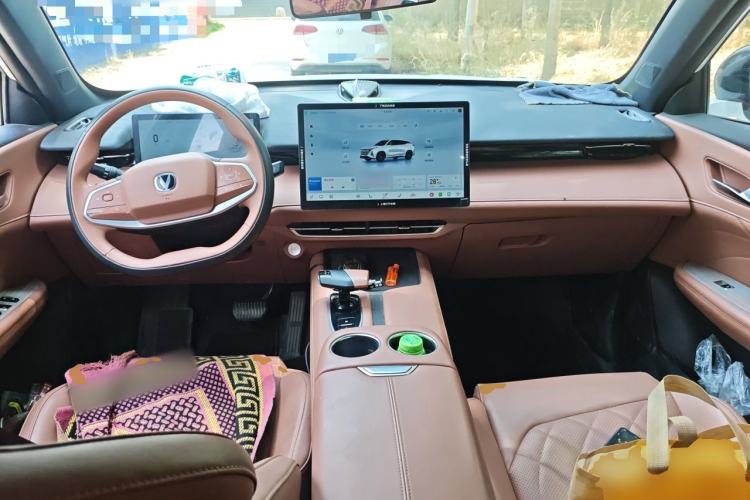 Used CHANGAN UNI-Z New Energy 2024 Blue Whale Smart Electric iDD 125km Beyond Edition Center Console