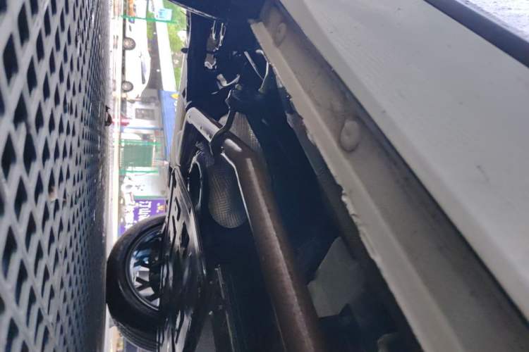 Used CHANGAN UNI-Z New Energy 2024 Blue Whale Smart Electric iDD 125km Beyond Edition Chassis Rear Right