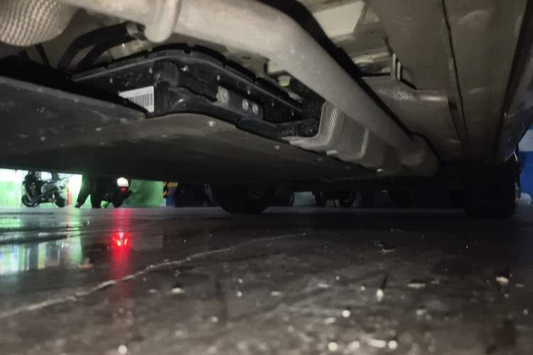 Used CHANGAN UNI-Z New Energy 2024 Blue Whale Smart Electric iDD 125km Beyond Edition Chassis Rear Right