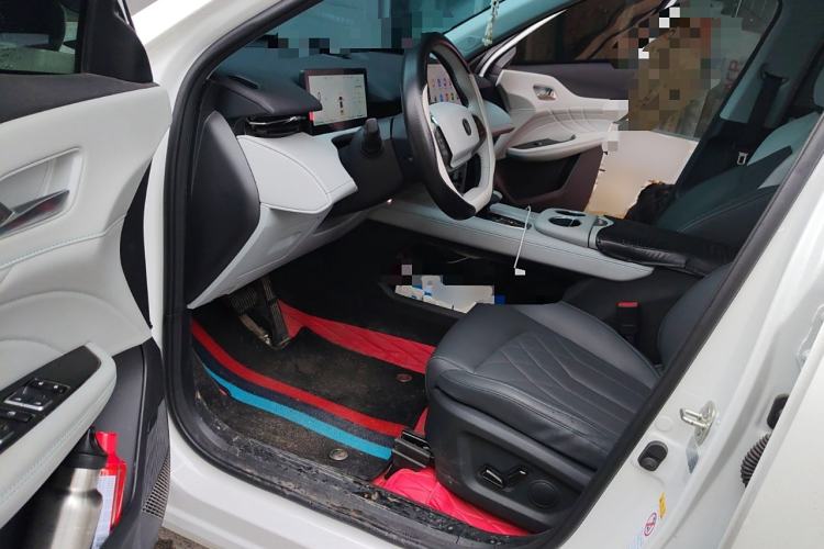 Used CHANGAN UNI-Z New Energy 2024 Blue Whale Smart Electric iDD 125km Beyond Edition Driver Seat