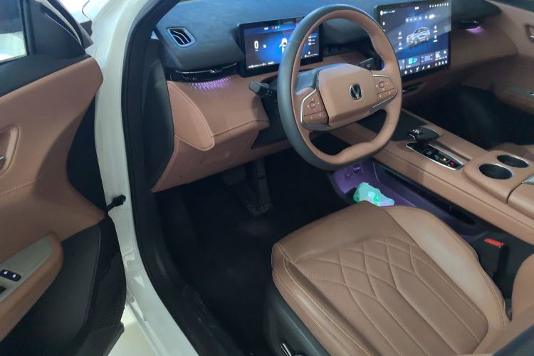 Used CHANGAN UNI-Z New Energy 2024 Blue Whale Smart Electric iDD 125km Excellence Model Driver Seat