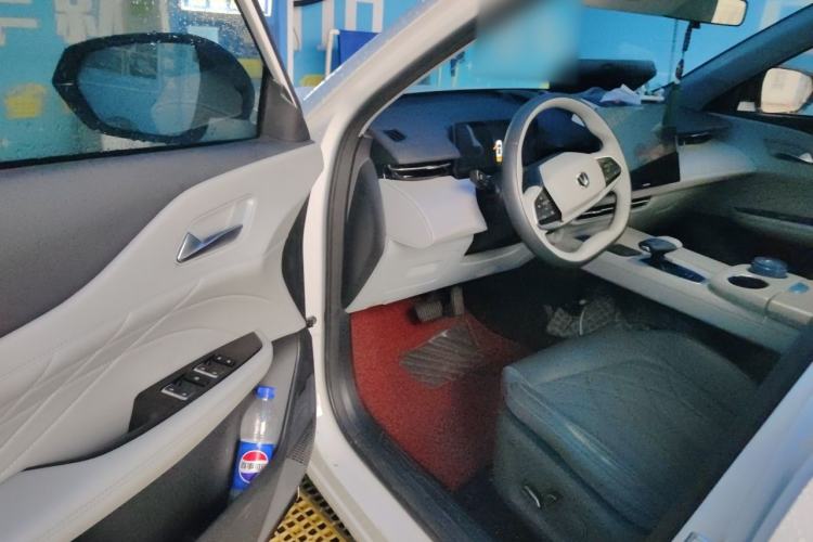 Used CHANGAN UNI-Z New Energy 2024 Blue Whale Smart Electric iDD 125km Beyond Edition Driver Seat