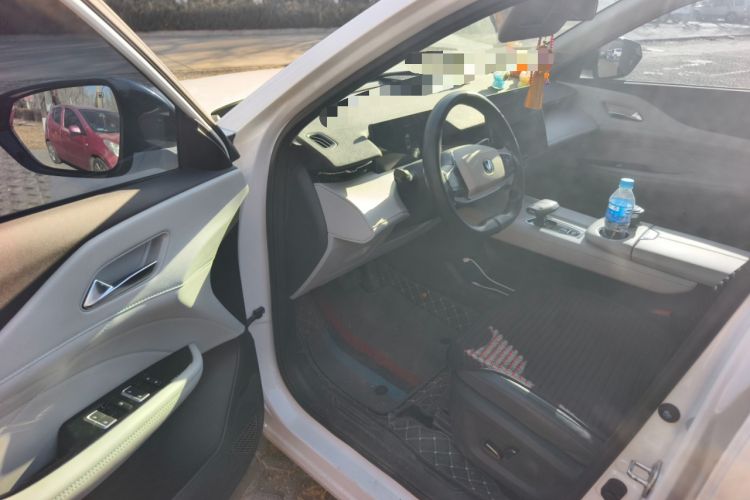 Used CHANGAN UNI-Z New Energy 2024 Blue Whale Smart Electric iDD 125km Beyond Edition Driver Seat