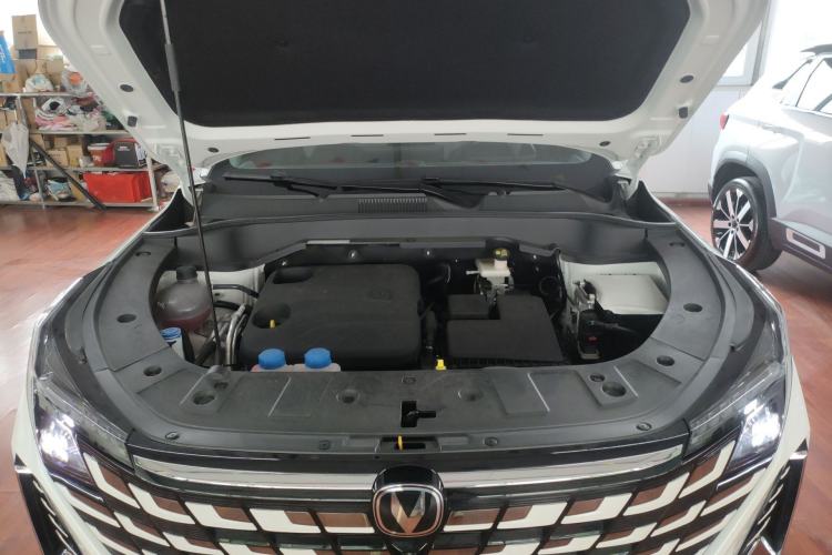 Used CHANGAN UNI-Z New Energy 2024 Blue Whale Smart Electric iDD 125km Excellence Model Engine Bay