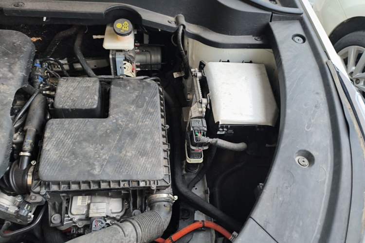 Used CHANGAN UNI-Z New Energy 2024 Blue Whale Smart Electric iDD 125km Excellence Model Engine Bay Left