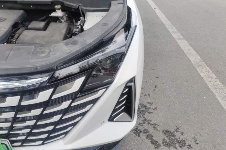 Used CHANGAN UNI-Z New Energy 2024 Blue Whale Smart Electric iDD 125km Beyond Edition Engine Bay Left