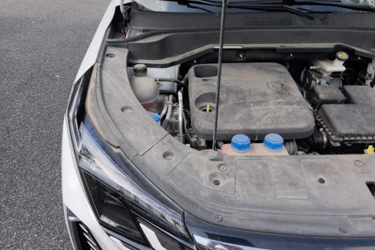 Used CHANGAN UNI-Z New Energy 2024 Blue Whale Smart Electric iDD 125km Beyond Edition Engine Bay Right