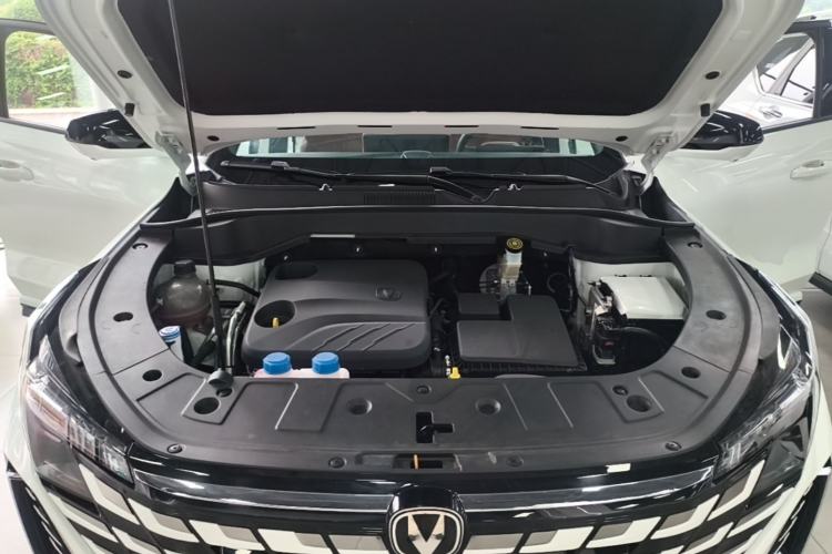 Used CHANGAN UNI-Z New Energy 2024 Blue Whale Smart Electric iDD 125km Beyond Edition Engine Bay
