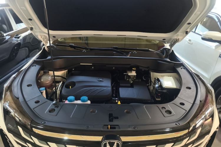 Used CHANGAN UNI-Z New Energy 2024 Blue Whale Smart Electric iDD 125km Excellence Model Engine Bay
