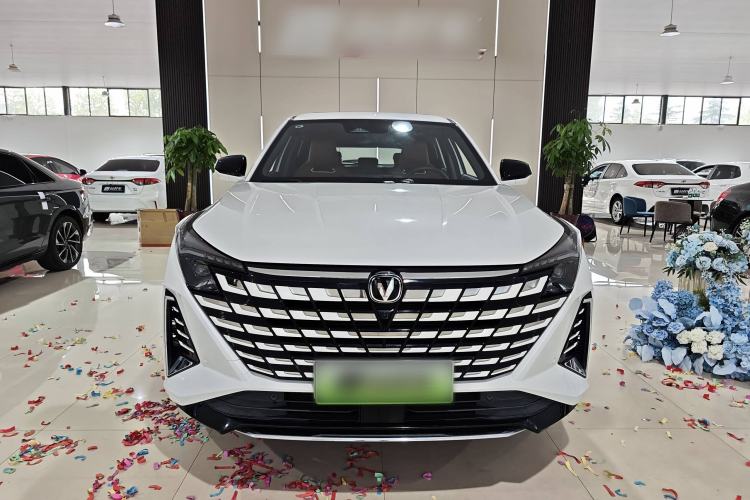 Used CHANGAN UNI-Z New Energy 2024 Blue Whale Smart Electric iDD 125km Excellence Model Exterior 1