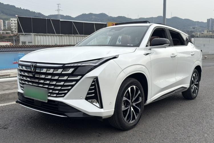 Used CHANGAN UNI-Z New Energy 2024 Blue Whale Smart Electric iDD 125km Excellence Model Exterior 1