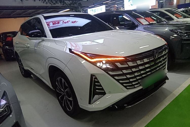 Used CHANGAN UNI-Z New Energy 2024 Blue Whale Smart Electric iDD 125km Beyond Edition Exterior 1