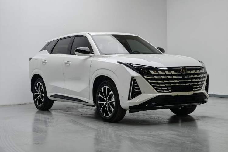Used CHANGAN UNI-Z New Energy 2024 Blue Whale Smart Electric iDD 125km Excellence Model Exterior 2