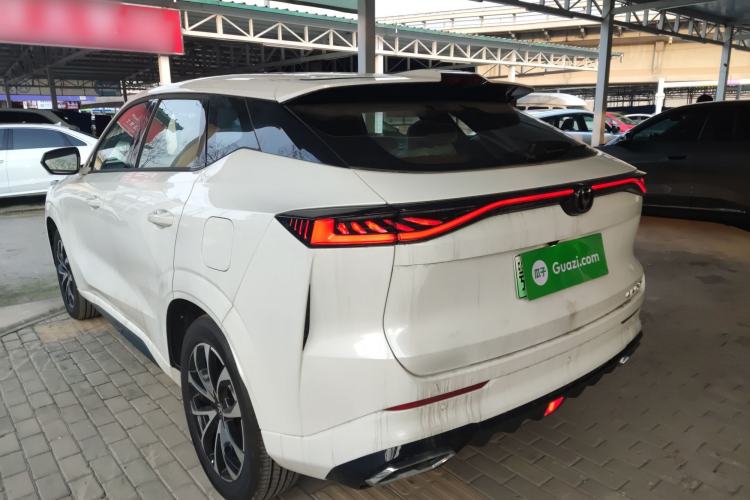 Used CHANGAN UNI-Z New Energy 2024 Blue Whale Smart Electric iDD 125km Beyond Edition Exterior 2