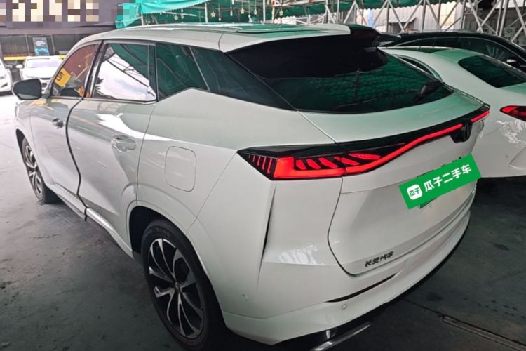 Used CHANGAN UNI-Z New Energy 2024 Blue Whale Smart Electric iDD 125km Excellence Model Exterior 2