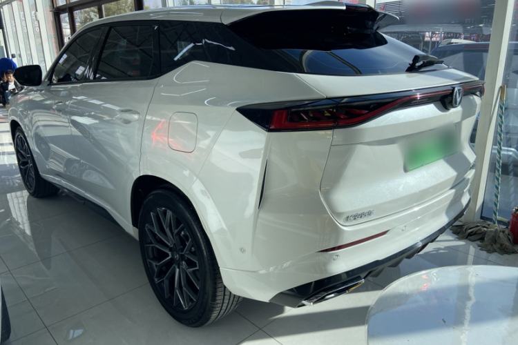 Used CHANGAN UNI-Z New Energy 2024 Blue Whale Smart Electric iDD 125km Excellence Model Exterior 2