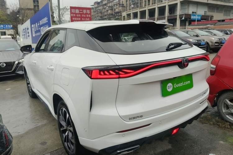 Used CHANGAN UNI-Z New Energy 2024 Blue Whale Smart Electric iDD 125km Excellence Model Exterior 3