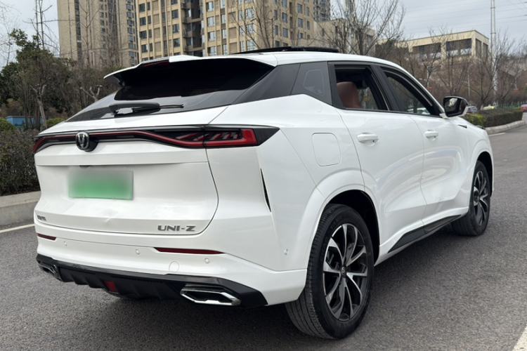 Used CHANGAN UNI-Z New Energy 2024 Blue Whale Smart Electric iDD 125km Excellence Model Exterior 3