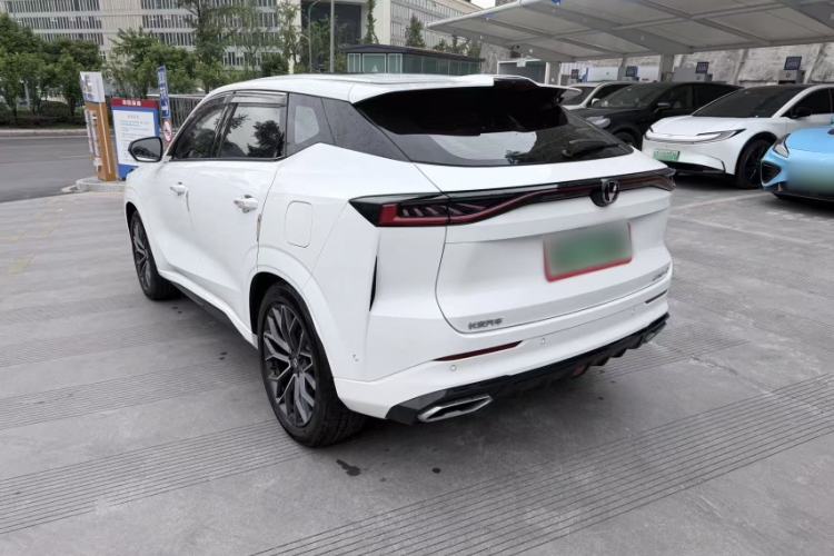 Used CHANGAN UNI-Z New Energy 2024 Blue Whale Smart Electric iDD 125km Excellence Model Exterior 4