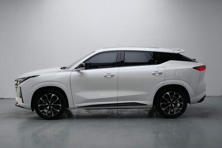 Used CHANGAN UNI-Z New Energy 2024 Blue Whale Smart Electric iDD 125km Excellence Model Exterior 5