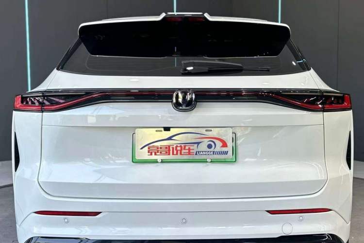 Used CHANGAN UNI-Z New Energy 2024 Blue Whale Smart Electric iDD 125km Beyond Edition Exterior 7
