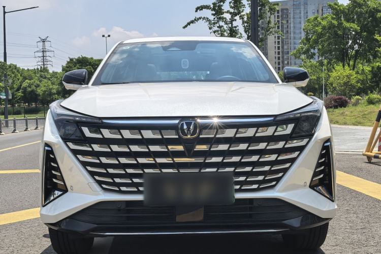 Used CHANGAN UNI-Z New Energy 2024 Blue Whale Smart Electric iDD 125km Excellence Model Exterior 7
