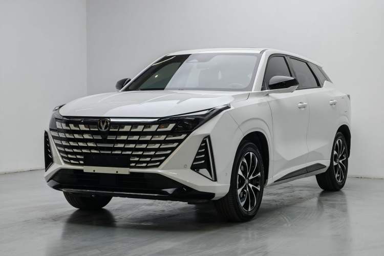 Used CHANGAN UNI-Z New Energy 2024 Blue Whale Smart Electric iDD 125km Excellence Model Exterior 9