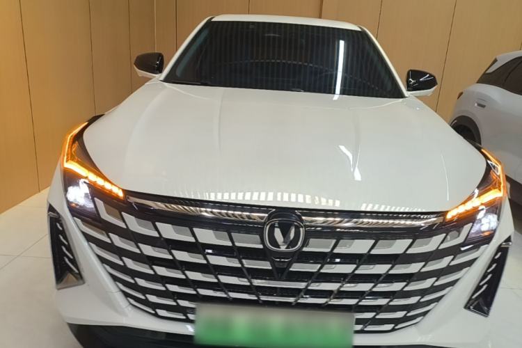 Used CHANGAN UNI-Z New Energy 2024 Blue Whale Smart Electric iDD 125km Beyond Edition Front