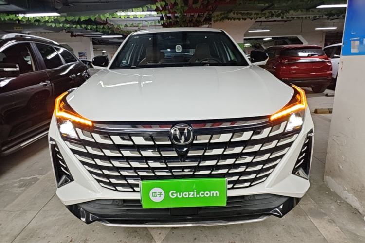 Used CHANGAN UNI-Z New Energy 2024 Blue Whale Smart Electric iDD 125km Excellence Model Front