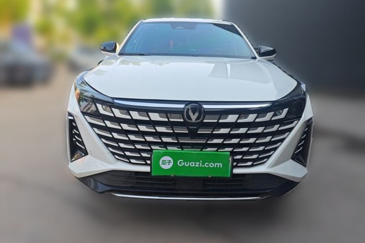 Used CHANGAN UNI-Z New Energy 2024 Blue Whale Smart Electric iDD 125km Beyond Edition Front