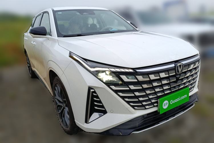Used CHANGAN UNI-Z New Energy 2024 Blue Whale Smart Electric iDD 125km Beyond Edition Front Right 45 Deg