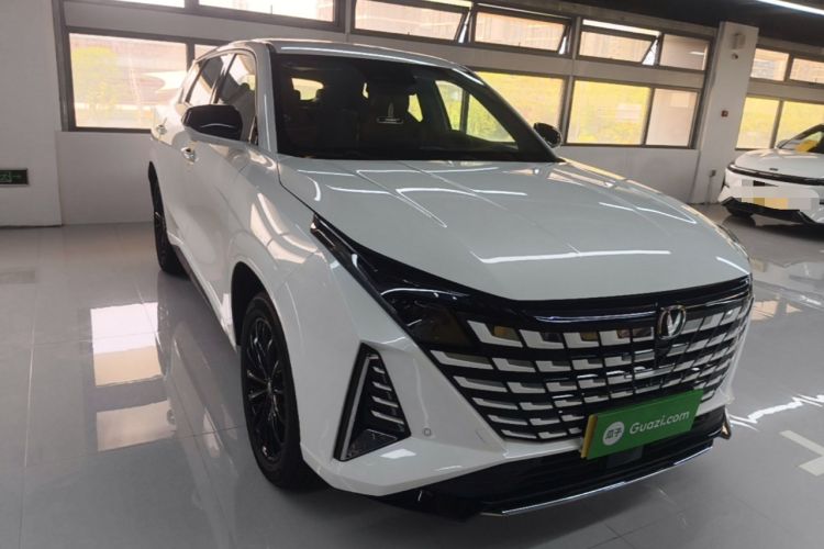 Used CHANGAN UNI-Z New Energy 2024 Blue Whale Smart Electric iDD 125km Leading Model Front Right 45 Deg