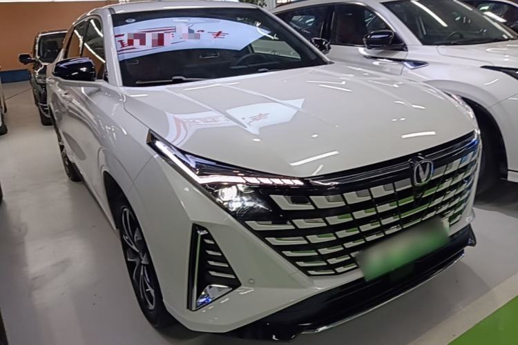 Used CHANGAN UNI-Z New Energy 2024 Blue Whale Smart Electric iDD 125km Excellence Model Front Right 45 Deg