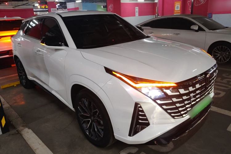 Used CHANGAN UNI-Z New Energy 2024 Blue Whale Smart Electric iDD 125km Excellence Model Front Right 45 Deg