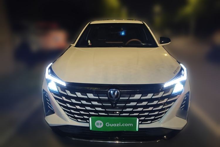 Used CHANGAN UNI-Z New Energy 2024 Blue Whale Smart Electric iDD 125km Beyond Edition Front
