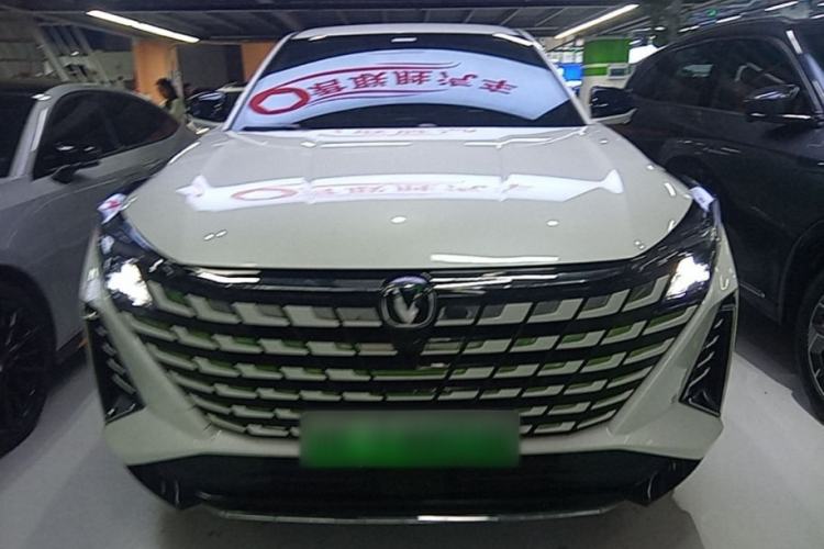 Used CHANGAN UNI-Z New Energy 2024 Blue Whale Smart Electric iDD 125km Beyond Edition Front